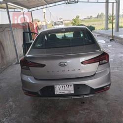 هیوندای ئەلەنترا
